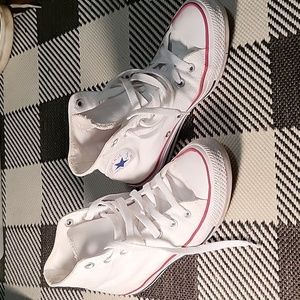 Hightop Converse, Womens size 6, White